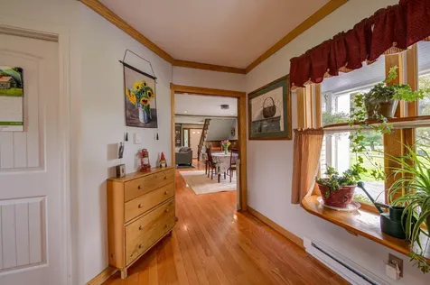 58 Morrill Street Buckfield ME 04220