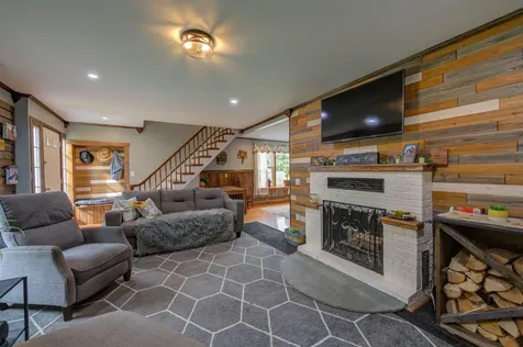58 Morrill Street Buckfield ME 04220