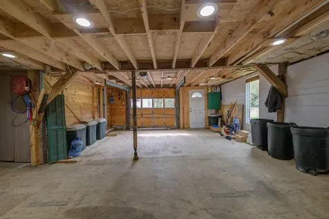 58 Morrill Street Buckfield ME 04220