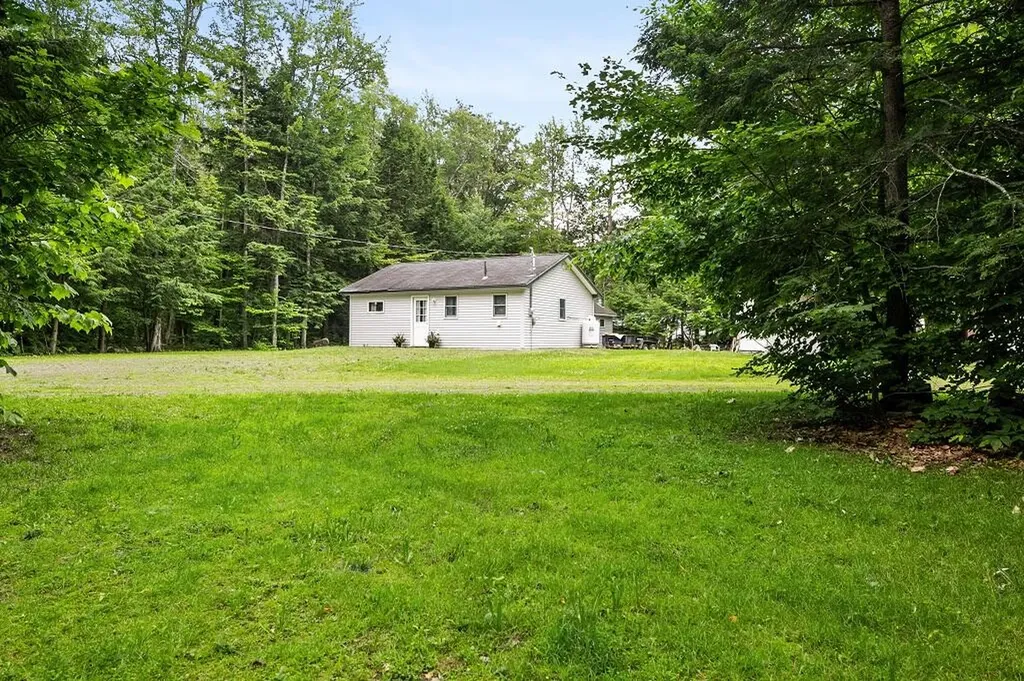 166 Brickett Point Estates Oakland ME 04963