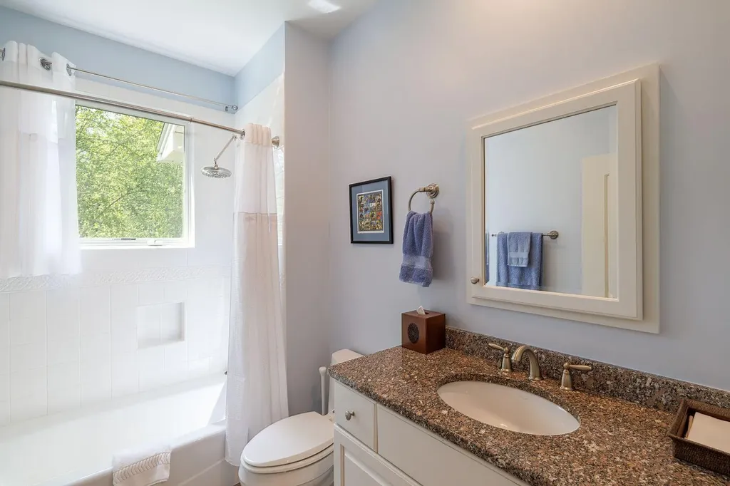 63 Meadow Point Road Lamoine ME 04605