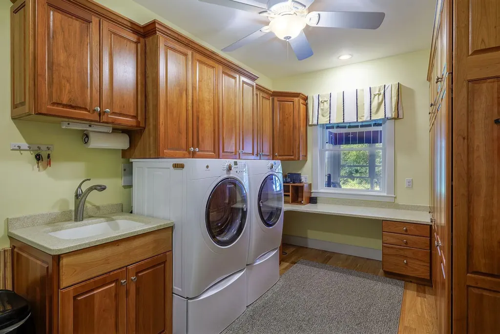 63 Meadow Point Road Lamoine ME 04605