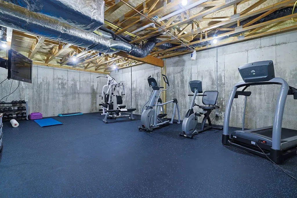 63 Meadow Point Road Lamoine ME 04605