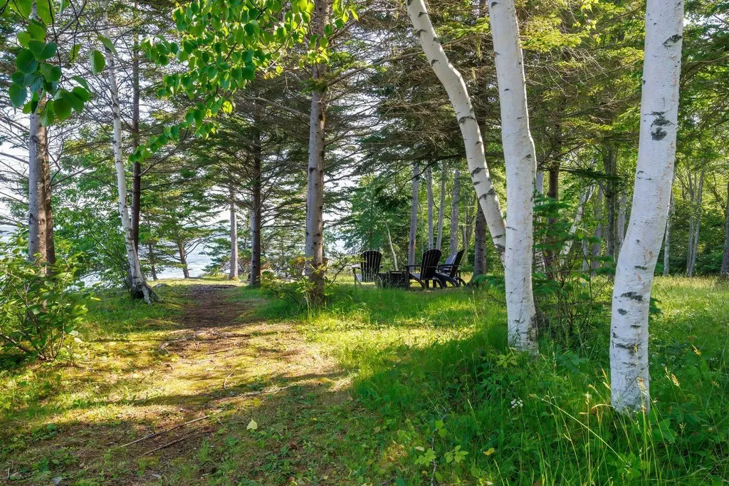 63 Meadow Point Road Lamoine ME 04605