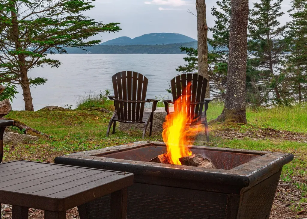 63 Meadow Point Road Lamoine ME 04605