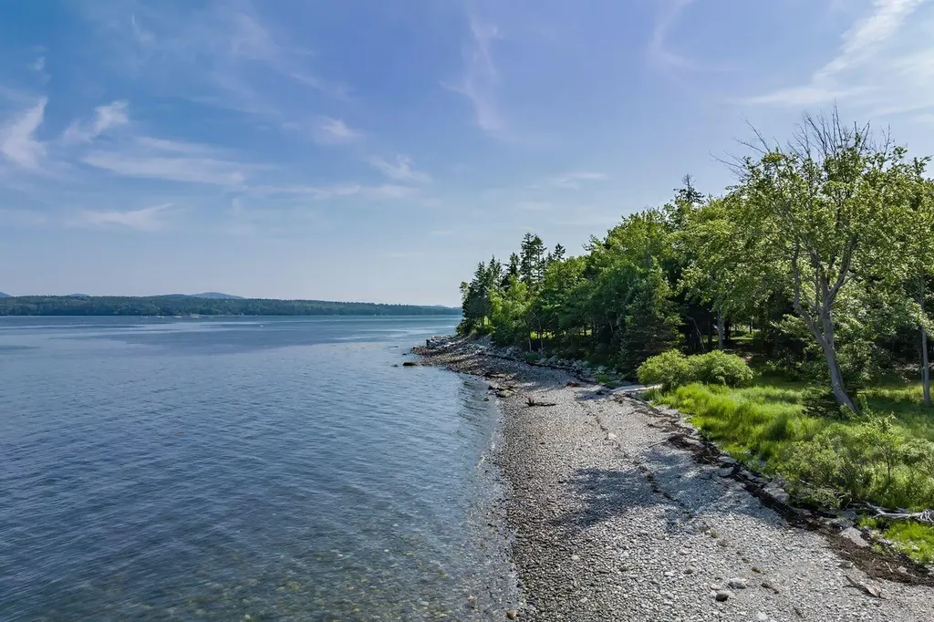 63 Meadow Point Road Lamoine ME 04605