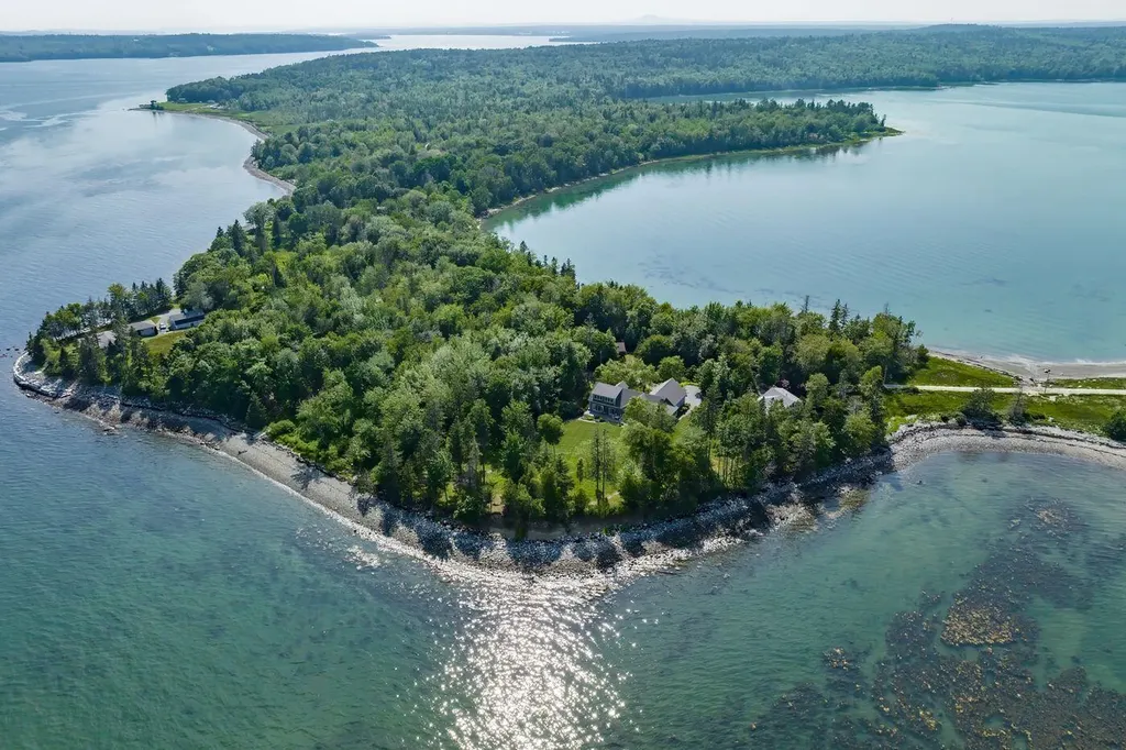 63 Meadow Point Road Lamoine ME 04605