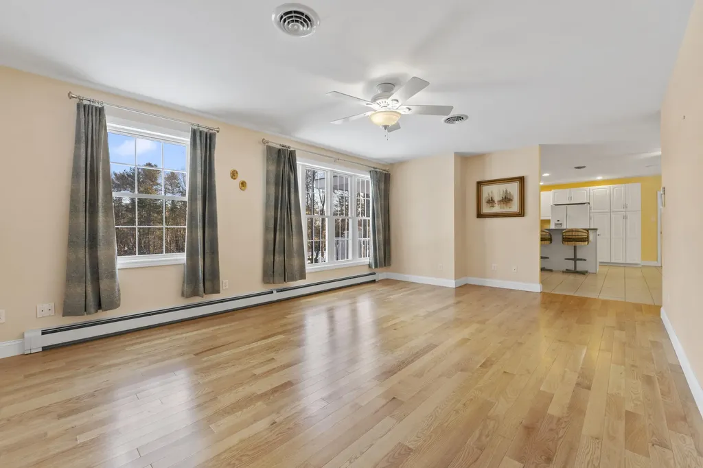 18 Gayton Road Lisbon ME 04250