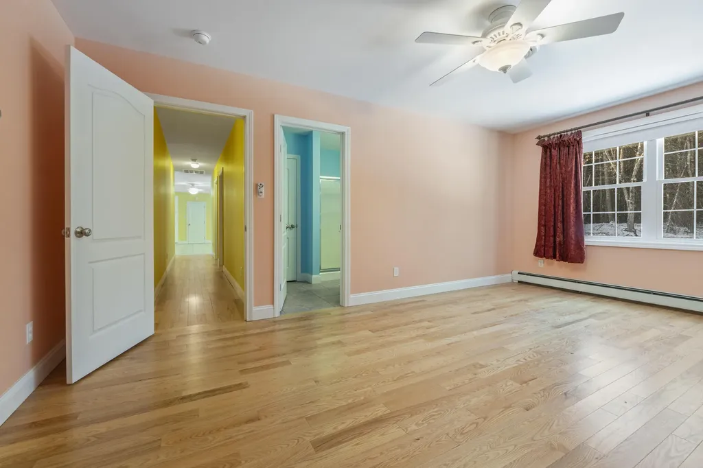 18 Gayton Road Lisbon ME 04250