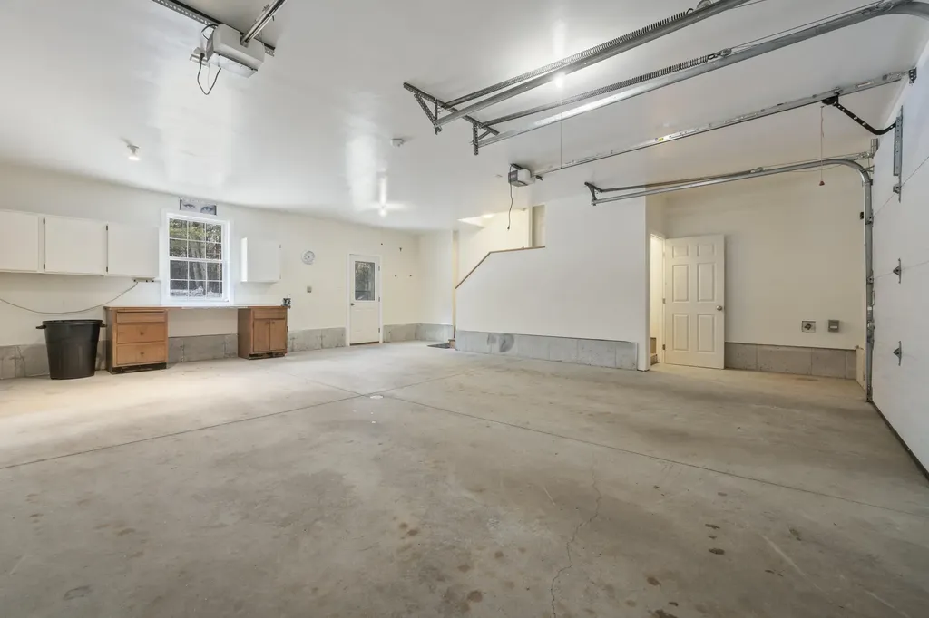 18 Gayton Road Lisbon ME 04250