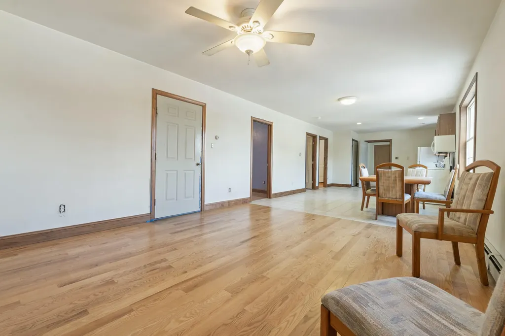 18 Gayton Road Lisbon ME 04250