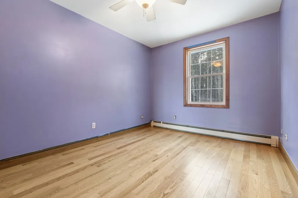18 Gayton Road Lisbon ME 04250