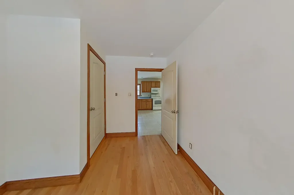 18 Gayton Road Lisbon ME 04250