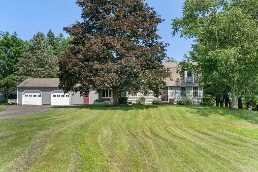 5 Longmeadow Drive Gorham ME 04038
