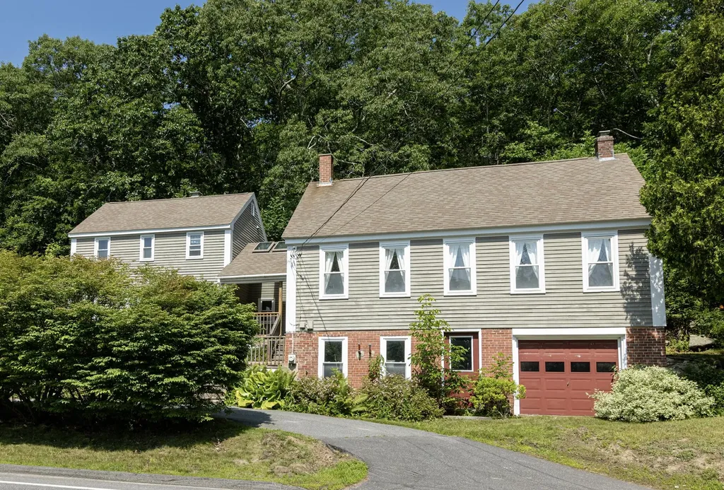 30 South Freeport Road Freeport ME 04032
