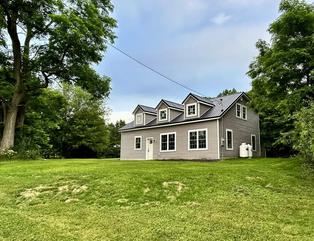 2914 Route 2 Hermon ME 04401