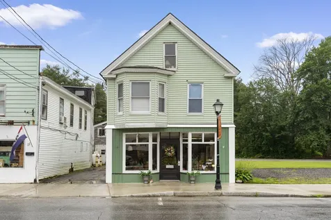 9 Village Street Lisbon ME 04250