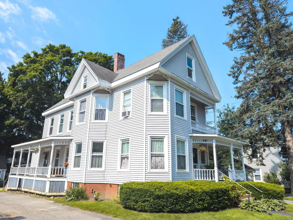 44 Oak Street Westbrook ME 04092