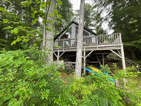 52 N. Second Avenue Lincolnville ME 04849
