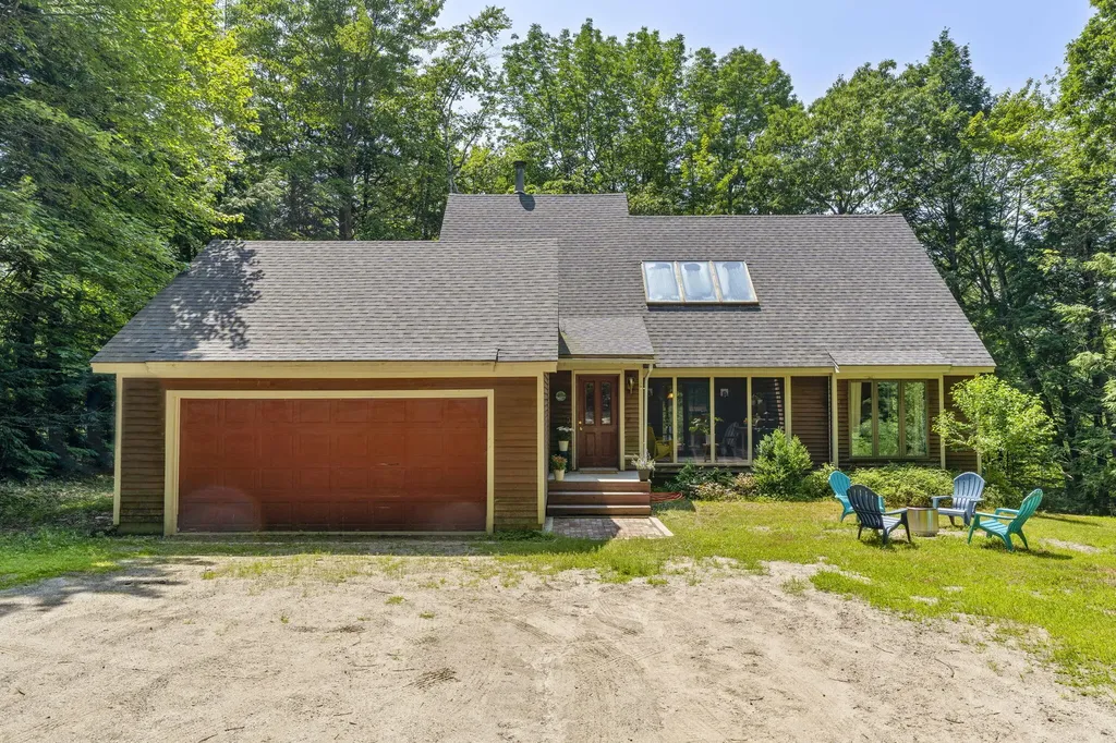 37 Alice Road Casco ME 04015