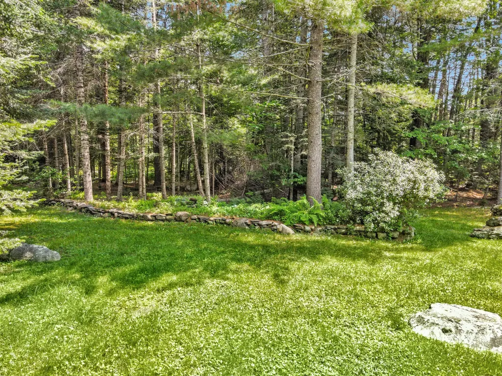211 Bartlett Road Belgrade ME 04917