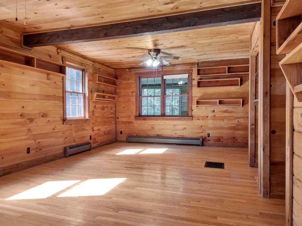 211 Bartlett Road Belgrade ME 04917