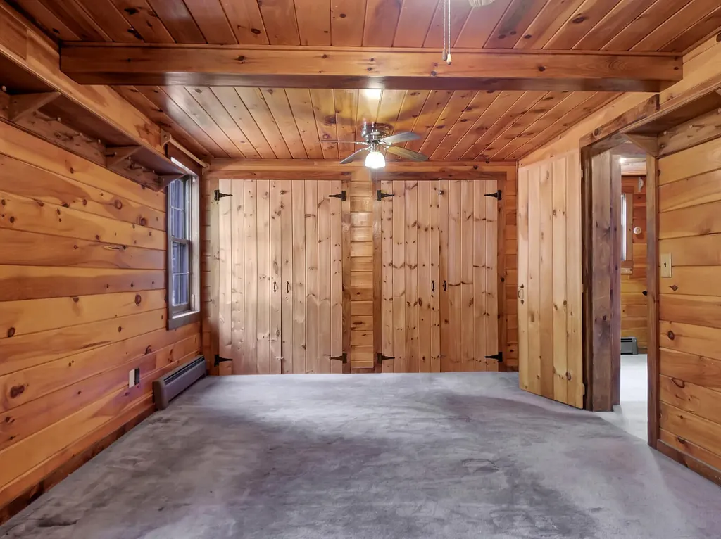 211 Bartlett Road Belgrade ME 04917