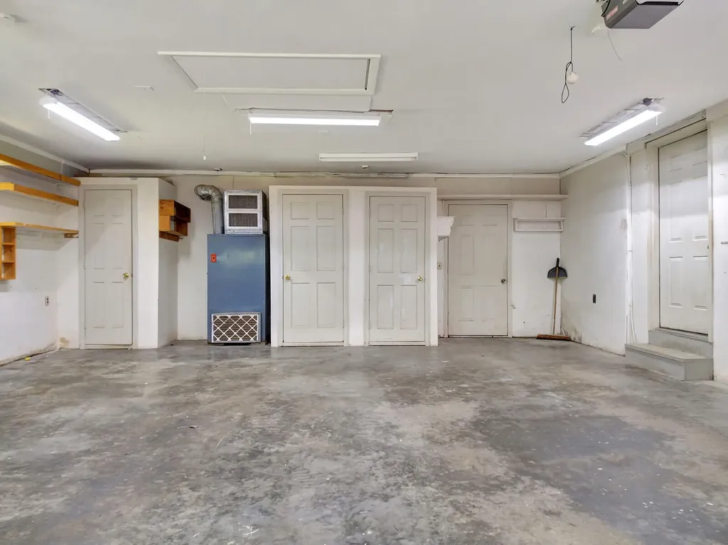 211 Bartlett Road Belgrade ME 04917