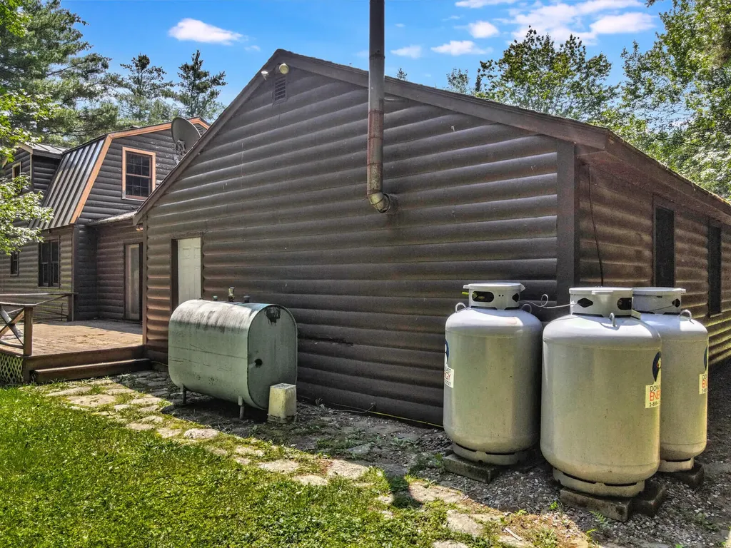 211 Bartlett Road Belgrade ME 04917