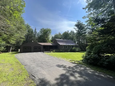 211 Bartlett Road Belgrade ME 04917