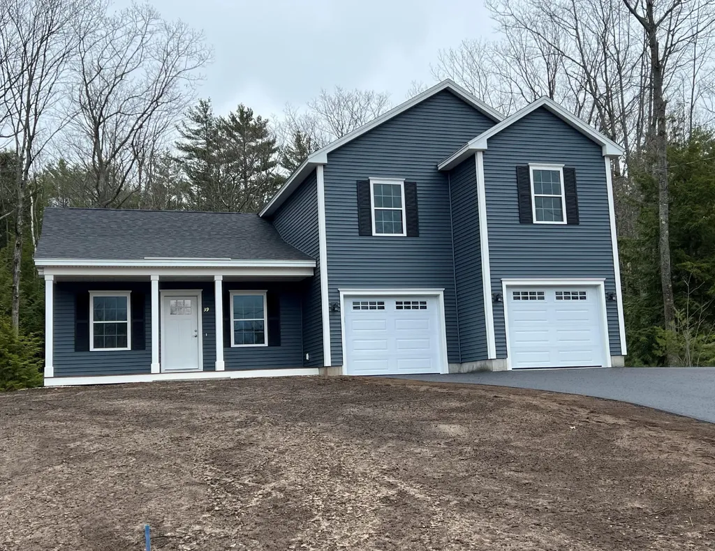 39 Parkside Drive Biddeford ME 04005
