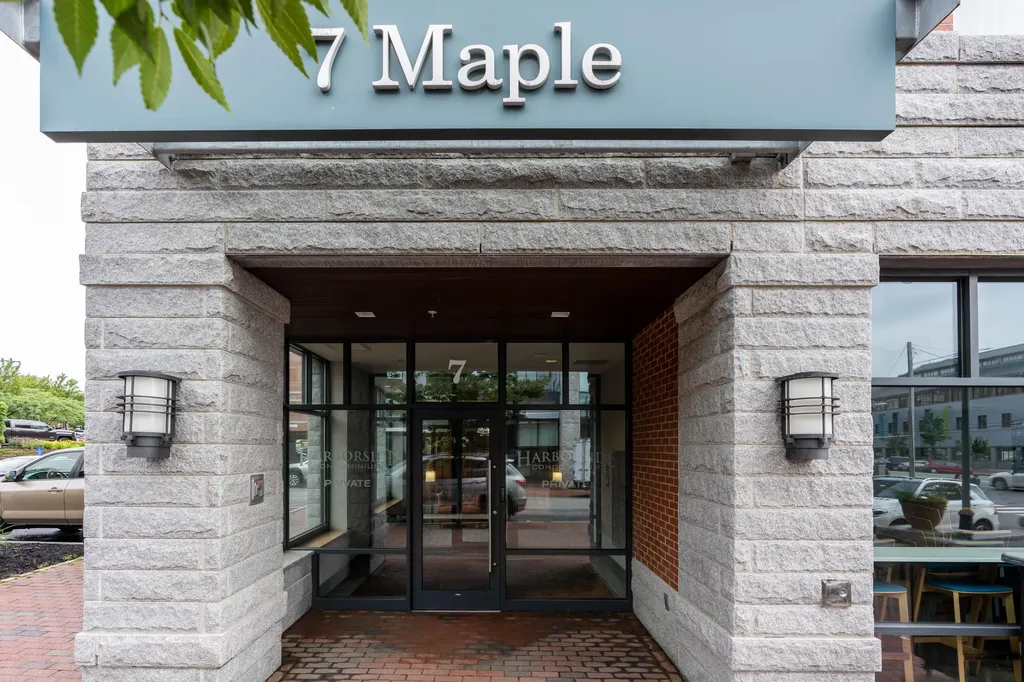 7 Maple Street Portland ME 04101
