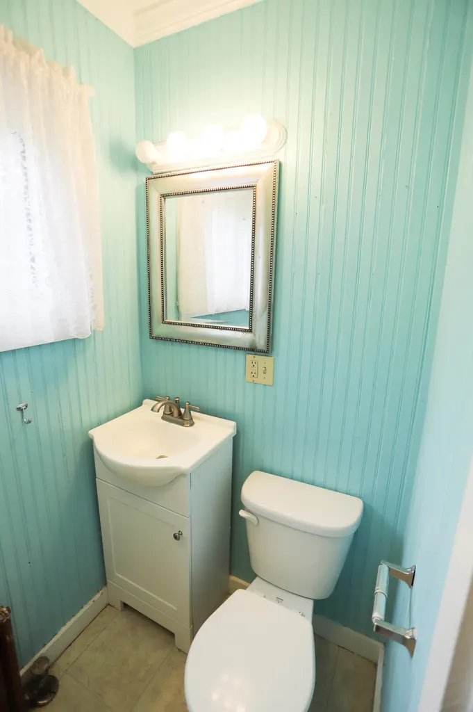147 Palm Street Bangor ME 04401