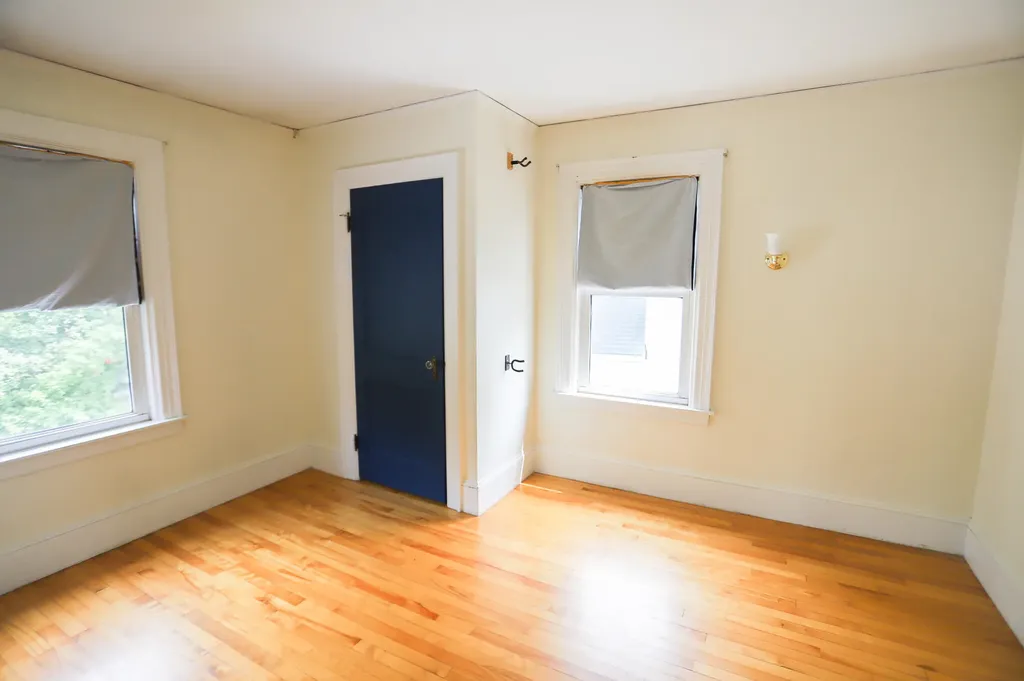 147 Palm Street Bangor ME 04401