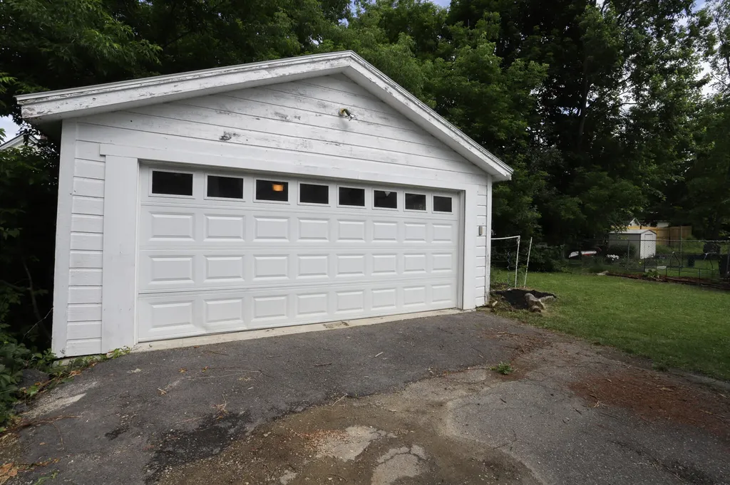 147 Palm Street Bangor ME 04401