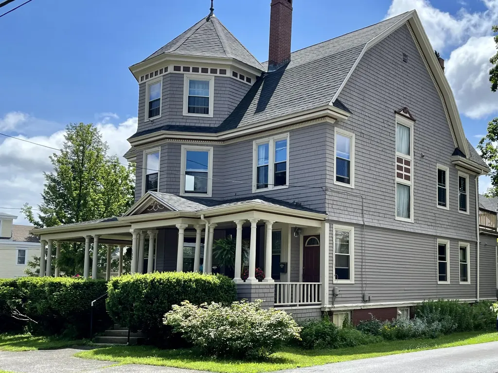 132 Pleasant Avenue Portland ME 04103