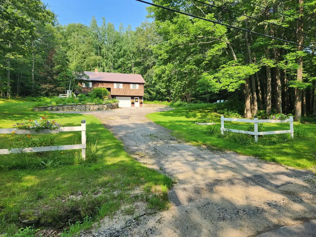 210 Valley Road Waterford ME 04088