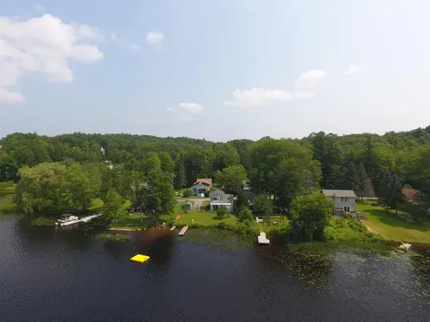 3 Loon Drive Lewiston ME 04240