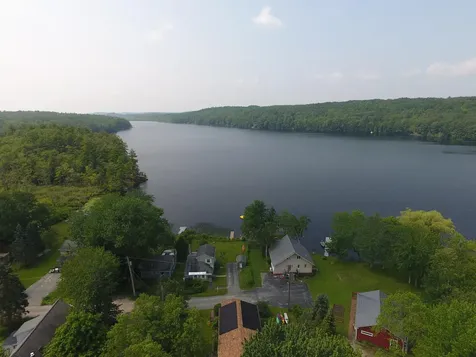3 Loon Drive Lewiston ME 04240