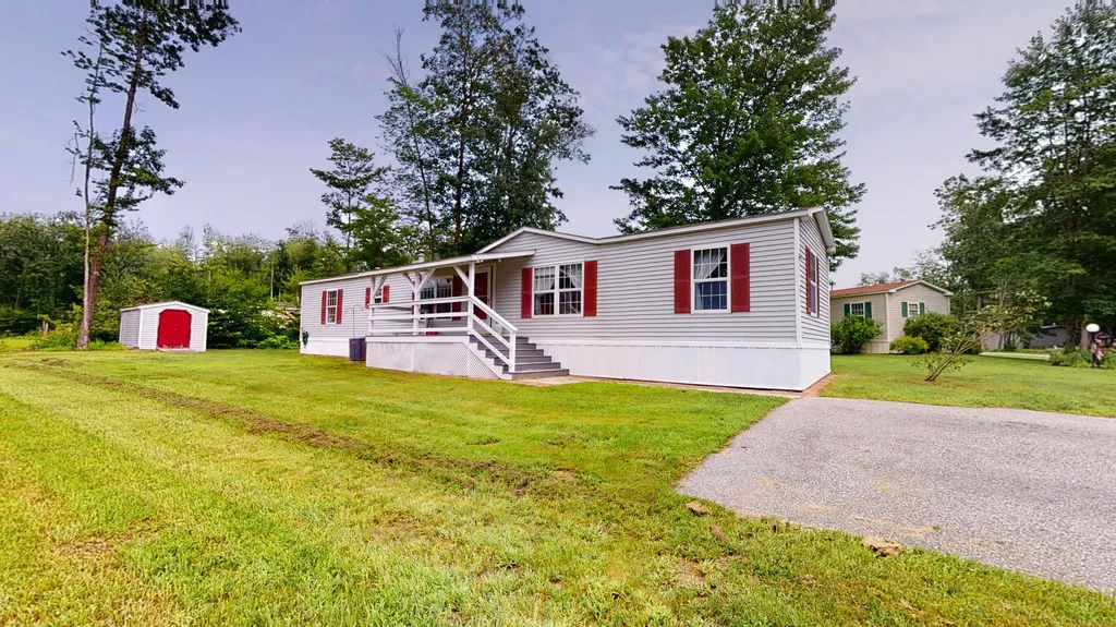 22 Oakwood Drive Turner ME 04282