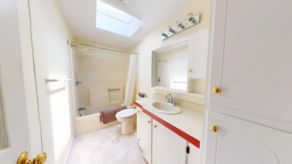 22 Oakwood Drive Turner ME 04282