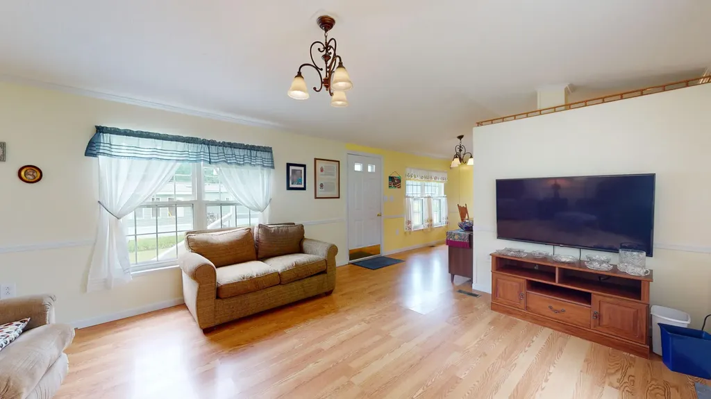 22 Oakwood Drive Turner ME 04282