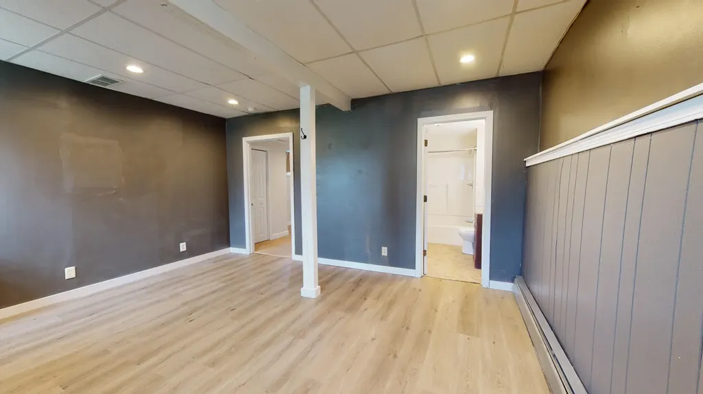 85 Howe Street Auburn ME 04210