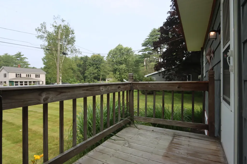 85 Howe Street Auburn ME 04210