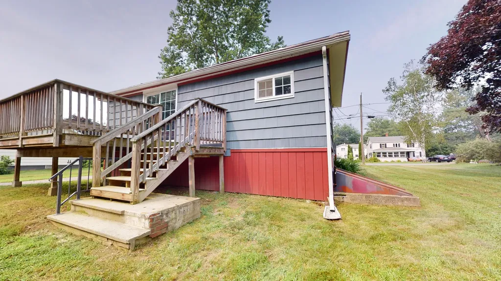 85 Howe Street Auburn ME 04210