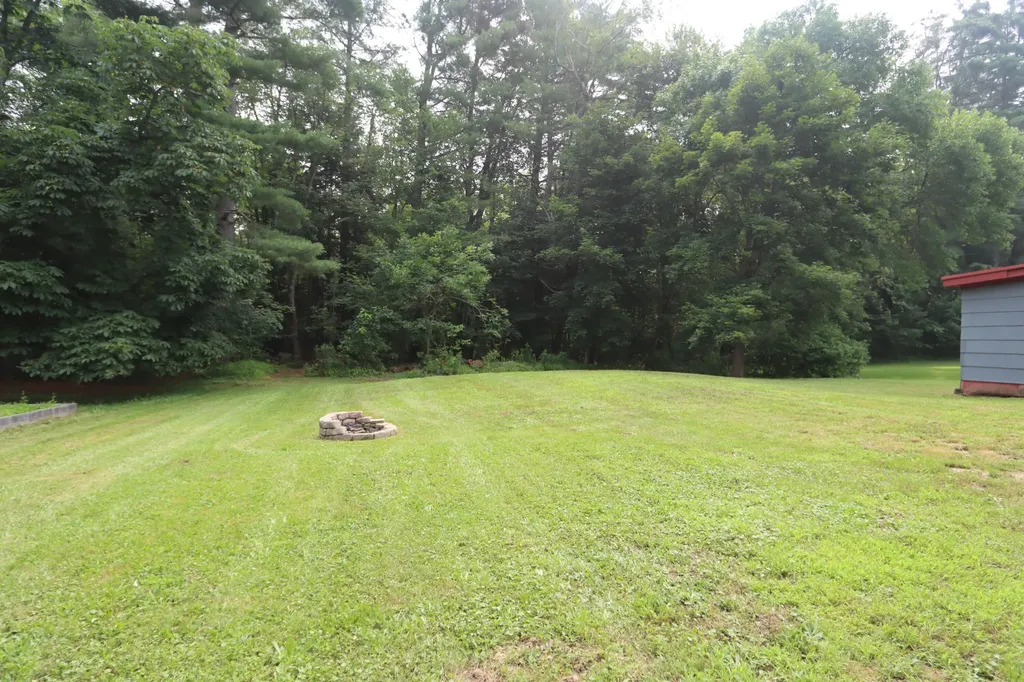 85 Howe Street Auburn ME 04210