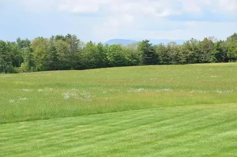 18 River Road Madison ME 04950