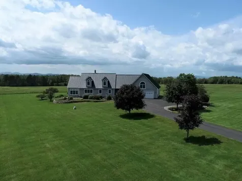 18 River Road Madison ME 04950