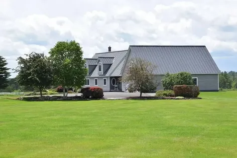 18 River Road Madison ME 04950