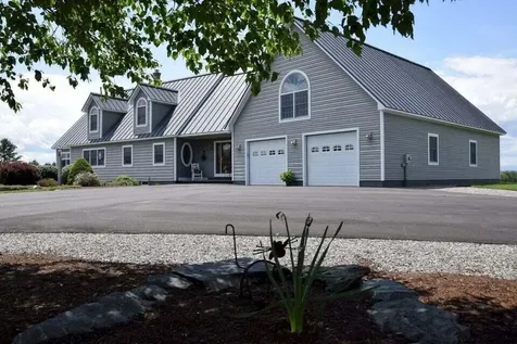18 River Road Madison ME 04950